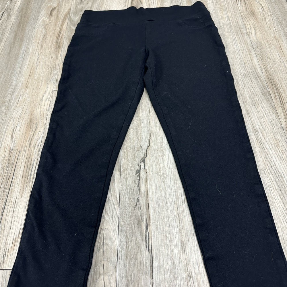 Black skinny leg stretch pants